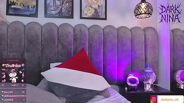 Pertunjukan Kamera Web Dark_nina_