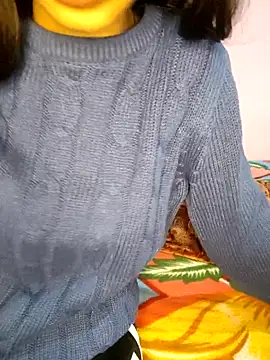 -AYUSHI01 – Kamerová šou