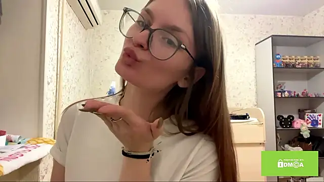 VirgieVoter's Live XXX Chat