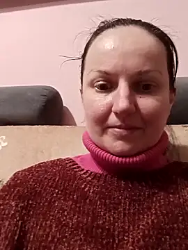 Czat XXX na żywo – BustyLadyAlma