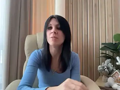 InjaAtHome: онлайн-секс-чат