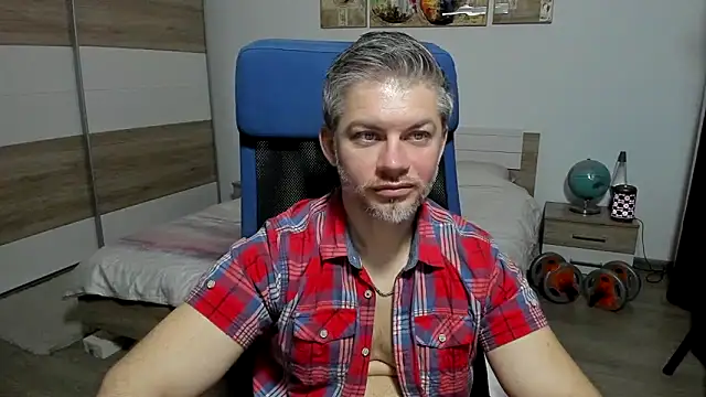 RobbyShawz's Live XXX Chat