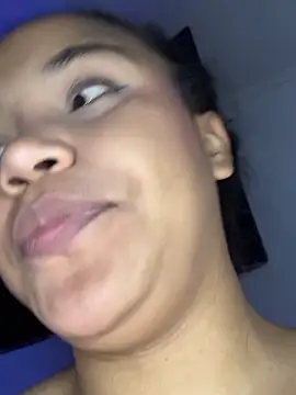 Czat XXX na żywo – leila_22