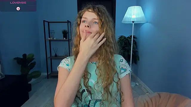 Czat XXX na żywo – RayaNenlia