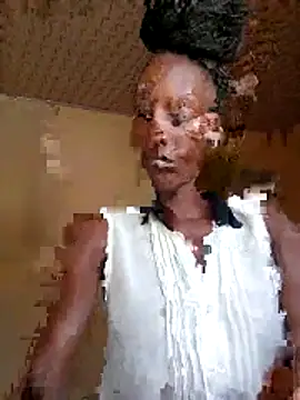 Czat XXX na żywo – Petite_Ula