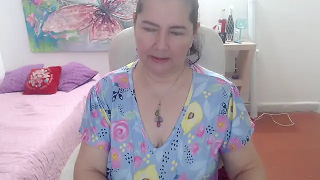 leonela_69 Chat XXX live