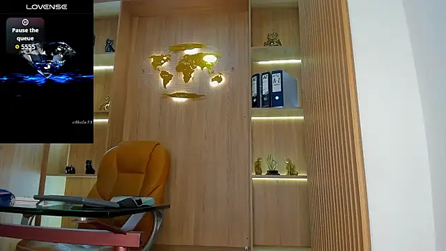 George_Diesell Adlı Modelin Canlı XXX Sohbeti