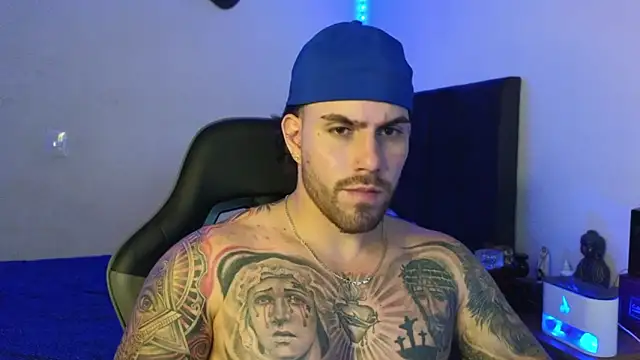 Ades_Lowe Live XXX Chat