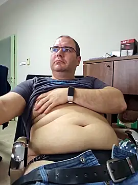 Andrew1900529 网络视讯表演