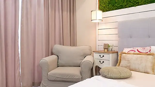 Онлайн чат XXX IsabellaMysty