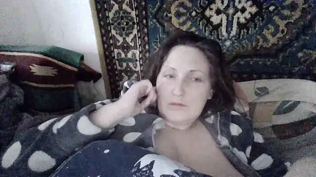 AllaSowinskaya 即時 XXX 聊天