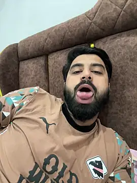 hottestboy03 Show Webcam