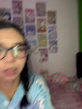 Pokazy przed kamerką – Valen-Foxx1