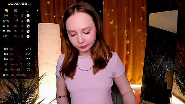 Chat XXX ao vivo de LanaBlu_