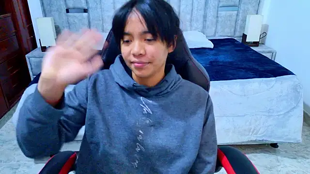 laureentt_ Live XXX Chat