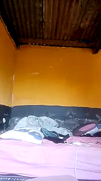 Онлайн чат XXX HornyAss_Bitch