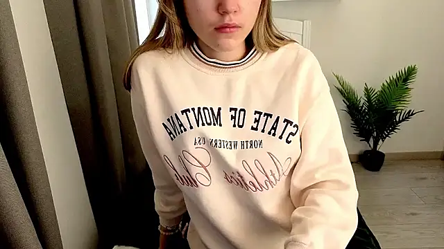 Just_L0VE_me's Live XXX Chat