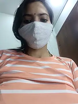 PUNAM456 即時 XXX 聊天