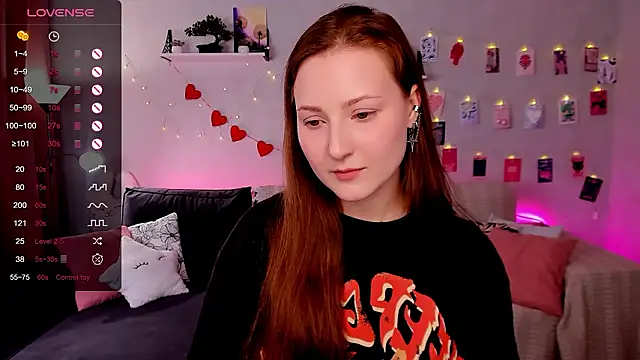 Živý XXX chat velvet_cherry_