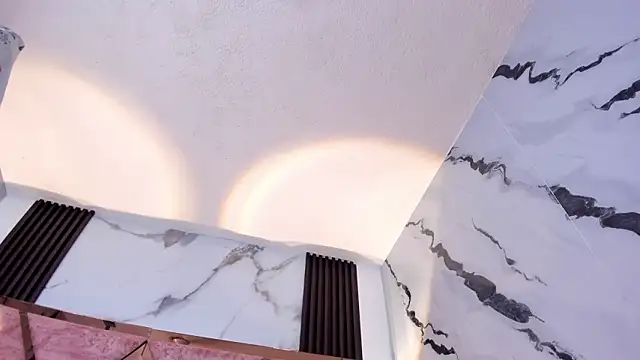 kandy_bronw Adlı Modelin Canlı XXX Sohbeti