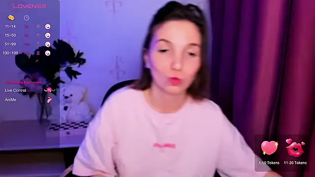 KindHazelHere_ élő XXX-chatje