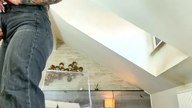 hornyb33_ 现场XXX聊天