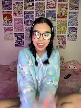 Valen-Foxx1 Live XXX-chat