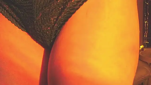 erikabrian Live XXX-chat