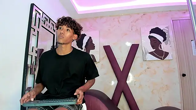 Pokazy przed kamerką – PRETTY_COCK1