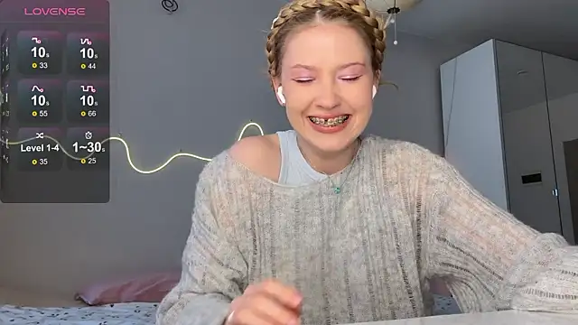 Chat XXX en directo de Monikacutie