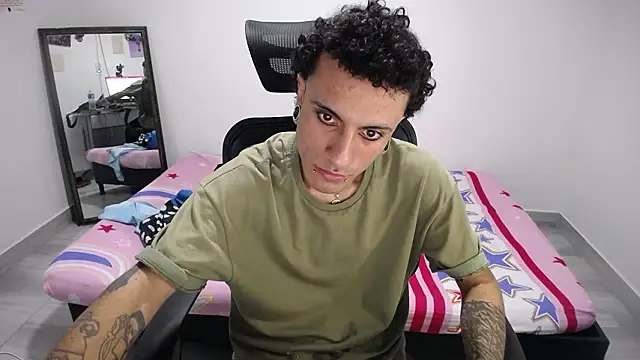 Živý XXX chat present_the_magic