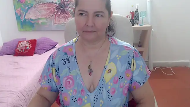 leonela_69 现场XXX聊天