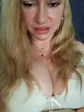 Онлайн чат XXX MalienaCarolina