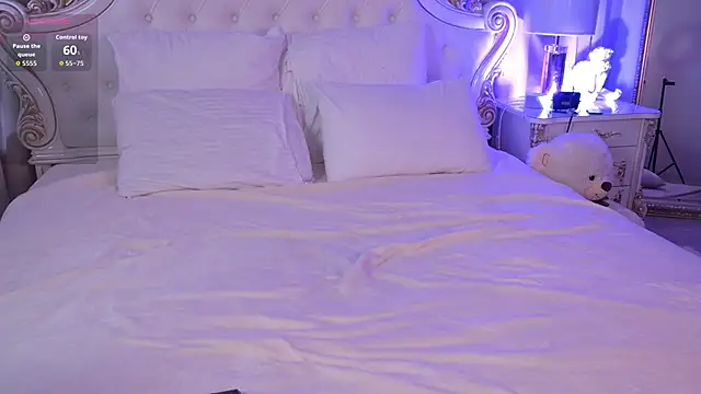 Онлайн чат XXX TrishaBown