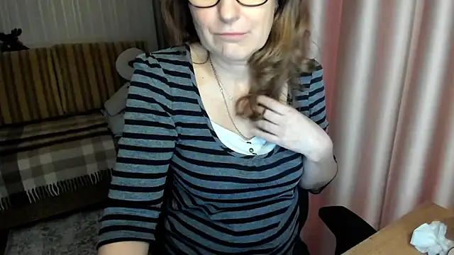 lauraoven ওয়েবক্যাম শো