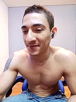 jhonny_thes28 webkamerás műsora