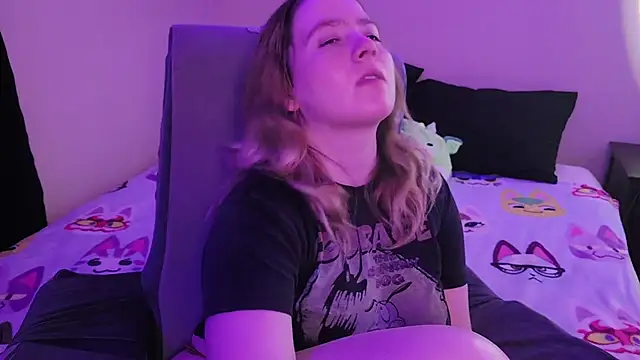 InternetFairy_XO: διαδικτυακό σόου στην κάμερα