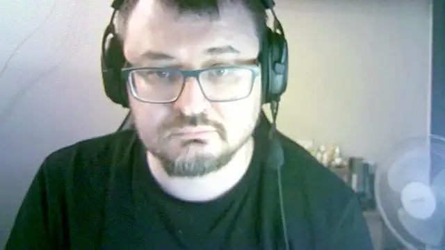 دردشة SirAbuser الجنسية المباشرة