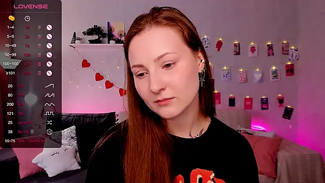 Czat XXX na żywo – velvet_cherry_