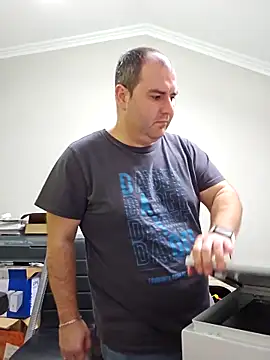 Czat XXX na żywo – Andrew1900529