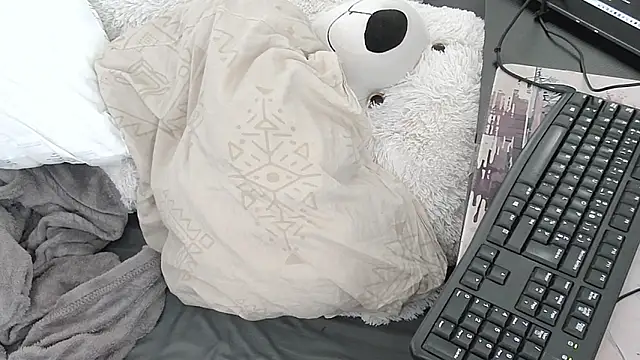 دردشة CeriseLapine الجنسية المباشرة