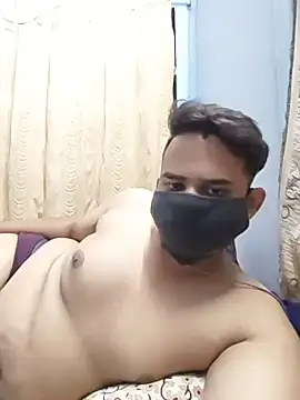 Seducer_boy élő XXX-chatje