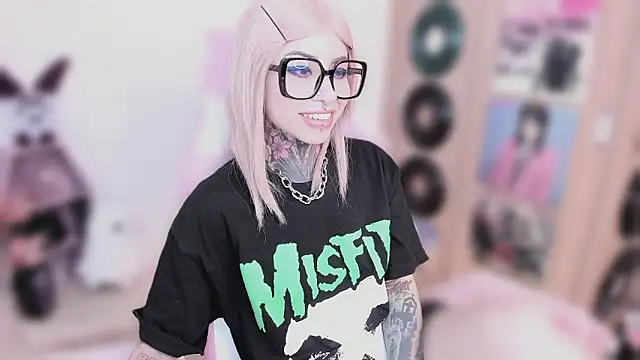 NikkiRamone Live XXX-chat