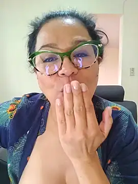 Show webcam de naughty_doll_horny