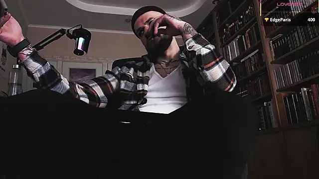 Онлайн чат XXX FindomJason