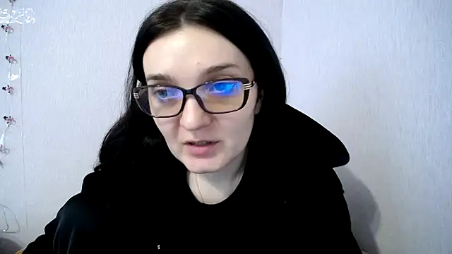 Shiny_gine: онлайн-секс-чат