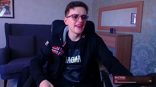 FelixStarkk 在線直播表演