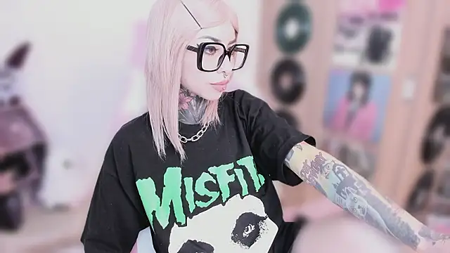 NikkiRamonen Live XXX chat