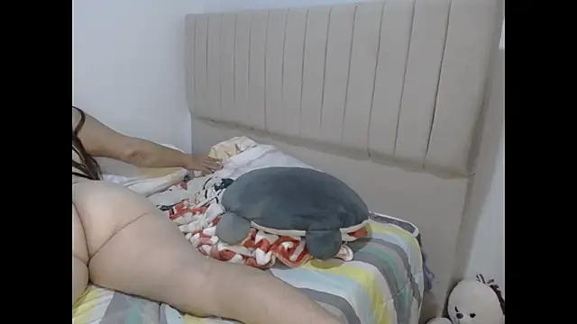 Stepmom_slut_50 Live XXX Chat