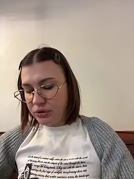 دردشة RinaCat الجنسية المباشرة